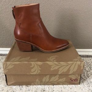 Sofft Annabell Leather Boots
